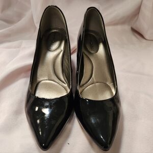 Elegant Black Women's Shoes